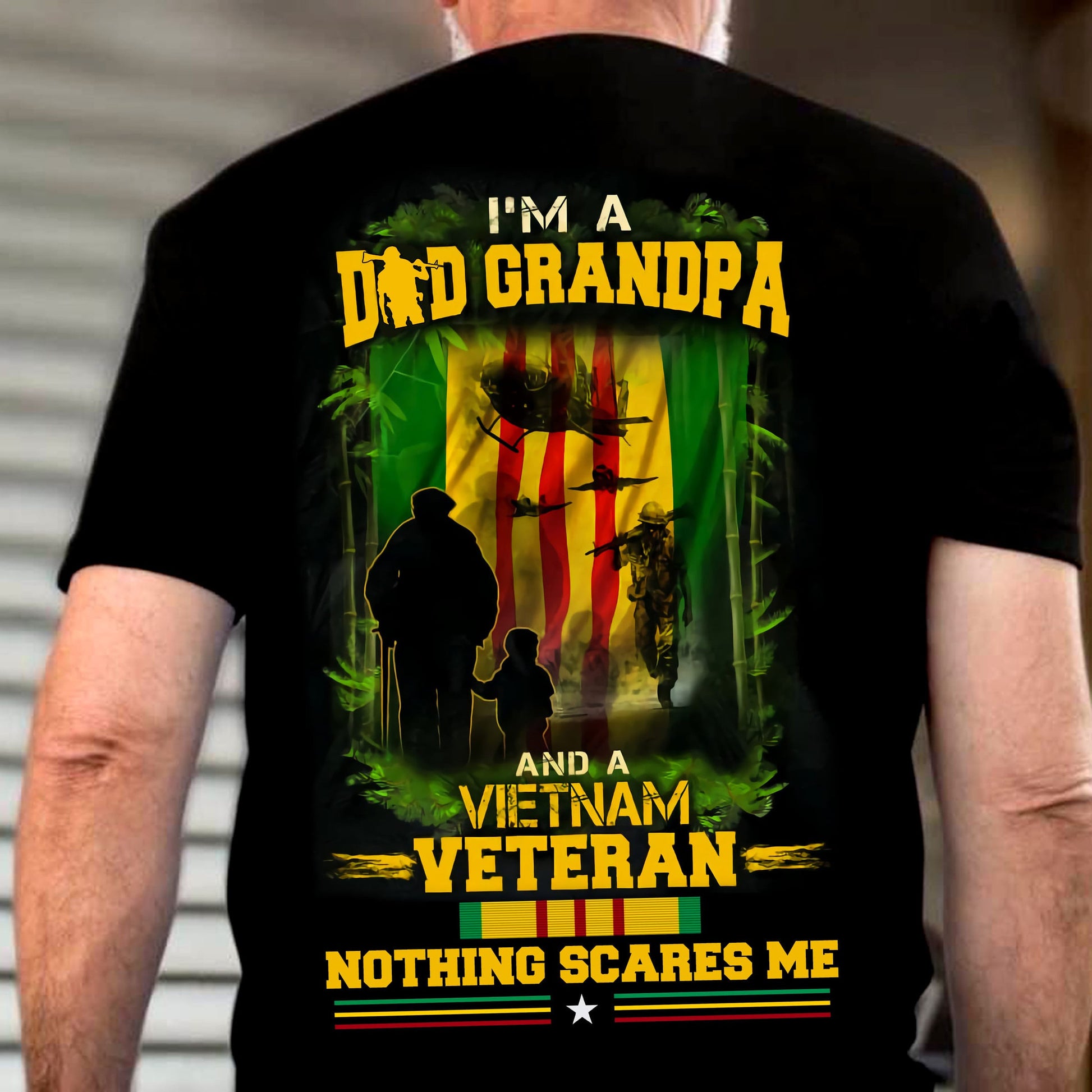 Being A Dad Grandpa And A Vietnam Veteran T-shirt TVN041102