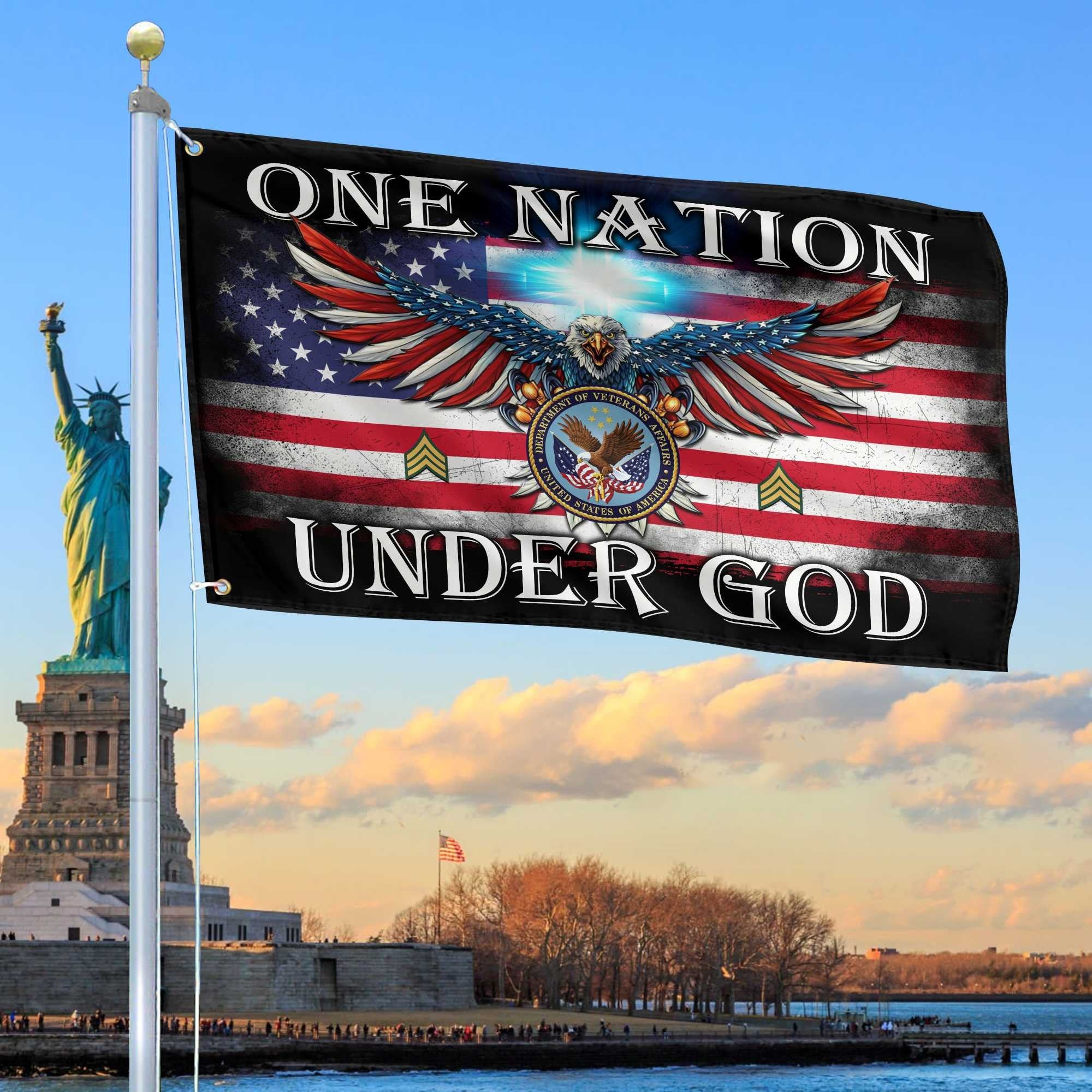 Unique Custom US Veteran Grommet Flag VPVC105107, Gift For US Veteran, Gifts For Dad, For Husband, Best Gifts On Father's Day, Independence Day, Veterans Day.